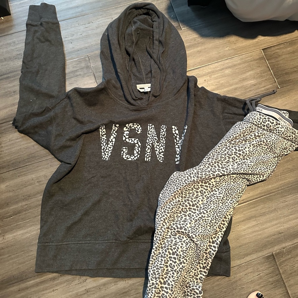 VS sweatpants / pj set
